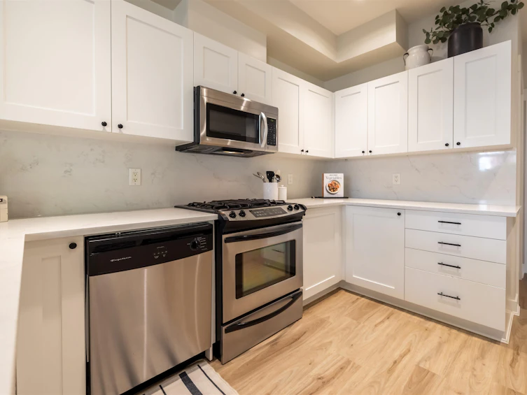 32-15237 36 Avenue, Surrey, BC, V3Z 0Y4 - 15