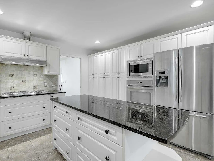 13636 60a Avenue, Surrey, BC, V3X 3L1 - 13