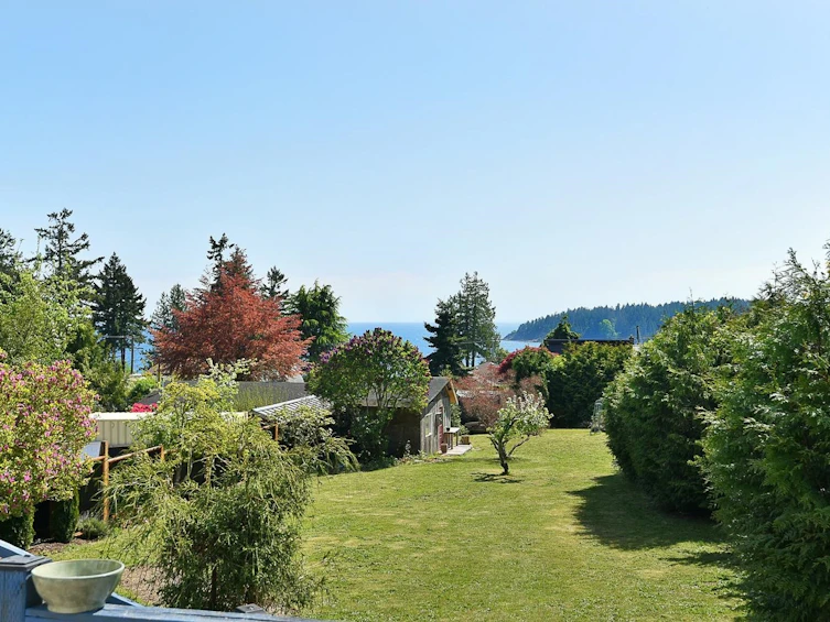 6217 Bligh Road, Sechelt, BC, V7Z 0M1 - 22