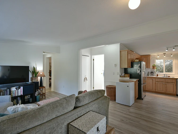 6217 Bligh Road, Sechelt, BC, V7Z 0M1 - 12