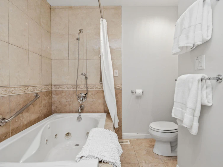 1558 Bowser Avenue, North Vancouver, BC, V7P 2Y3 - 21