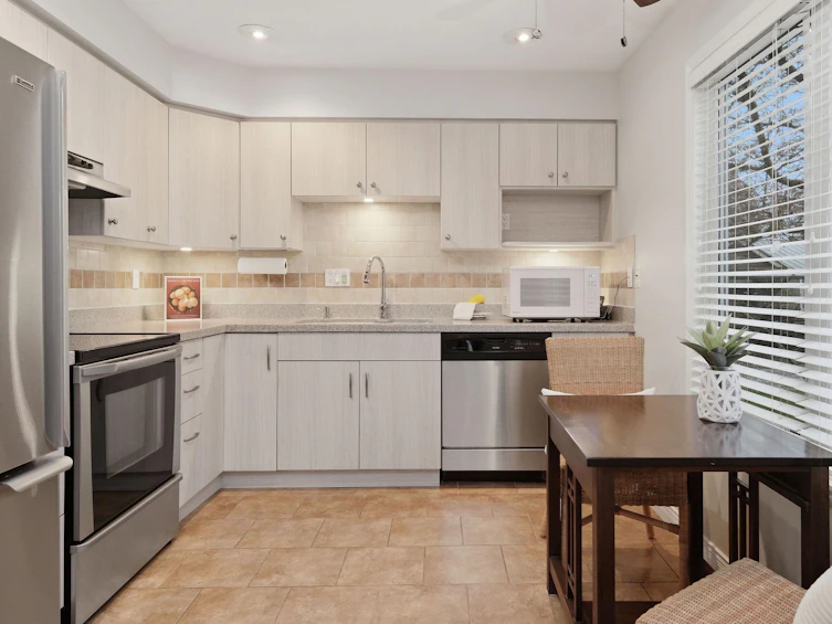 1558 Bowser Avenue, North Vancouver, BC, V7P 2Y3 - 13