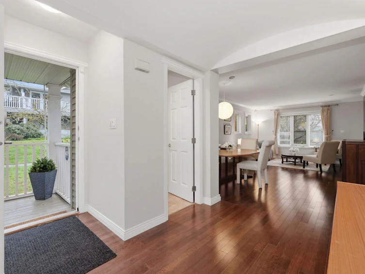 1558 Bowser Avenue, North Vancouver, BC, V7P 2Y3 - 3
