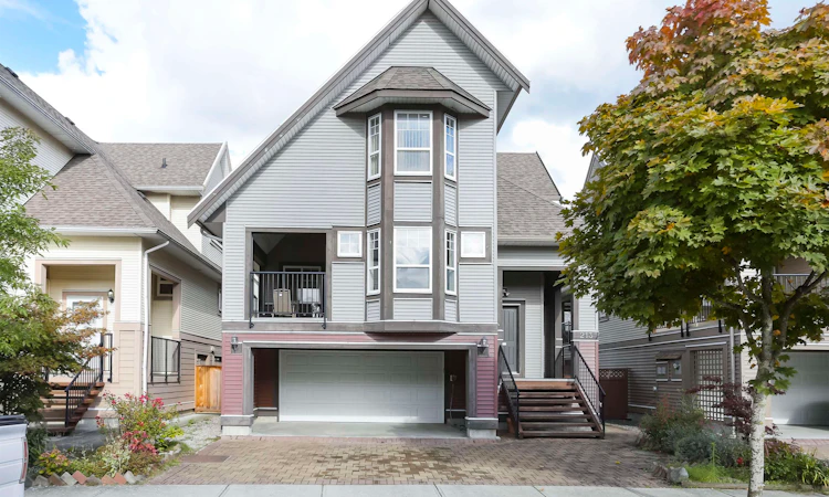 213 Hume Street
