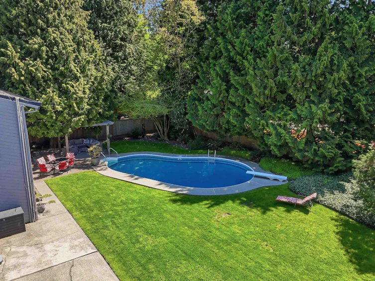 5098 2 Avenue, Delta, BC, V4M 1C8 - 5