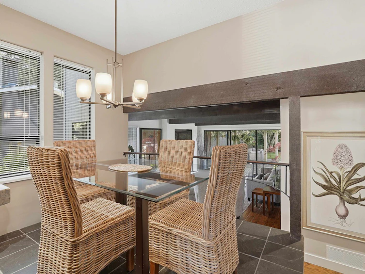 5098 2 Avenue, Delta, BC, V4M 1C8 - 23