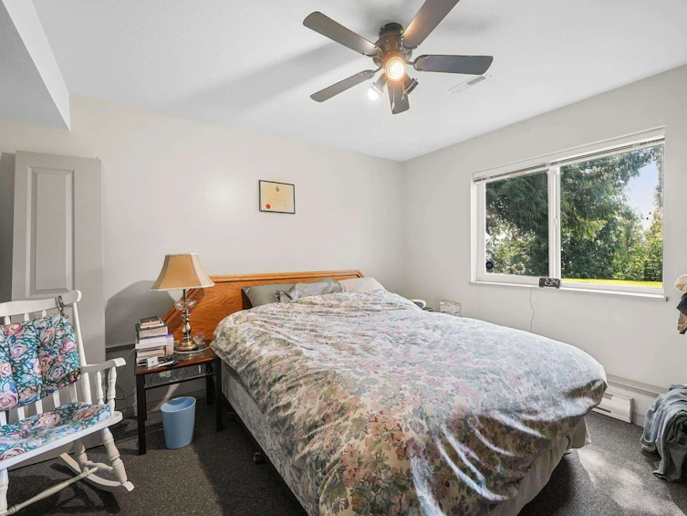 18662 54a Avenue, Surrey, BC, V3S 8R7 - 21