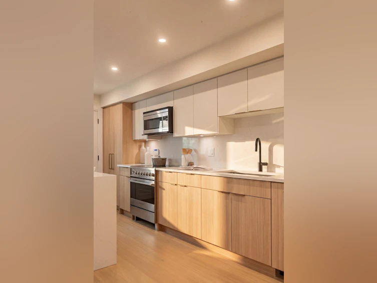 1-1937 Templeton Drive, Vancouver, BC, V5N 4V9 - 11
