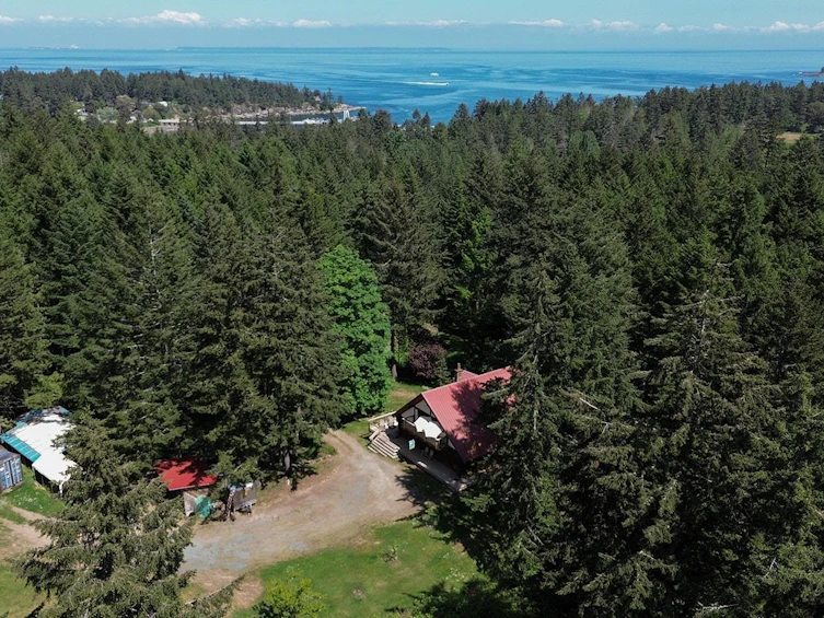 754 Burrill Road, Galiano Island, BC, V0N 1P0 - 5