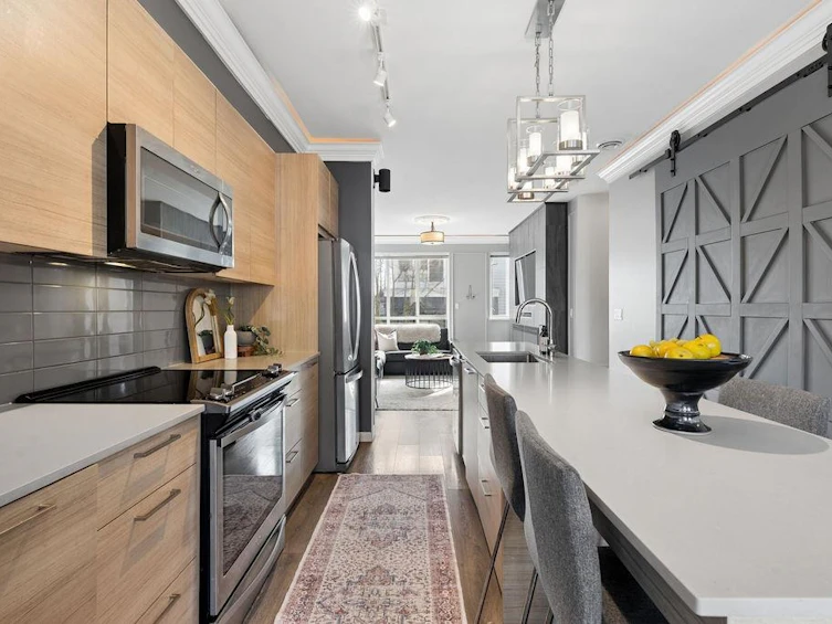 701-18505 Laurensen Place, Surrey, BC, V4N 6R7 - 9