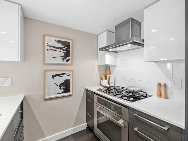 806-1618 Quebec Street, Vancouver, BC, V6A 0C5 - 11