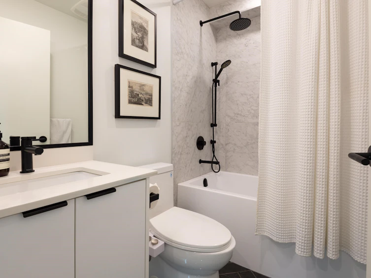 1346 E 11th Avenue, Vancouver, BC, V5N 1Y5 - 20