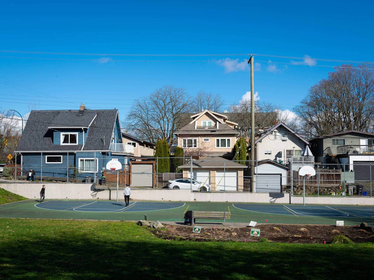 1346 E 11th Avenue, Vancouver, BC, V5N 1Y5 - 23