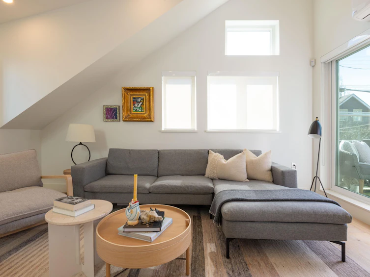 1346 E 11th Avenue, Vancouver, BC, V5N 1Y5 - 11