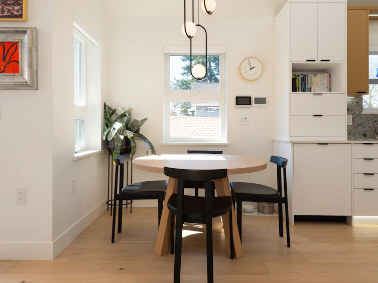 1346 E 11th Avenue, Vancouver, BC, V5N 1Y5 - 10
