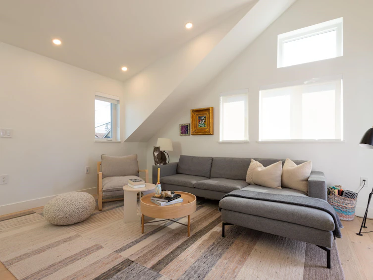 1346 E 11th Avenue, Vancouver, BC, V5N 1Y5 - 13
