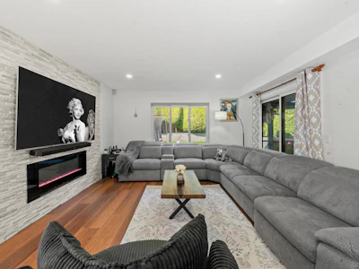12501 76a Avenue - 2