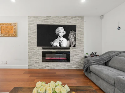 12501 76a Avenue - 5