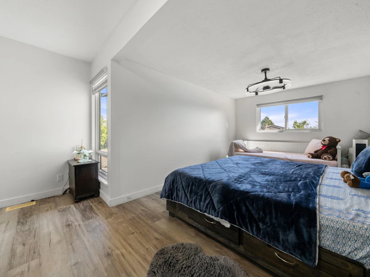 12501 76a Avenue, Surrey, BC, V3W 7W5 - 18