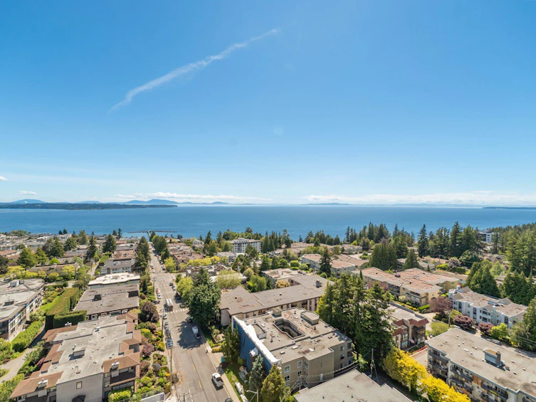 1701-1500 Martin Street, Surrey, BC, V3Z 2L5 - 5