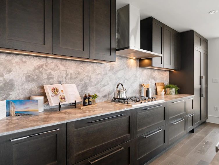 1701-1500 Martin Street, Surrey, BC, V3Z 2L5 - 8