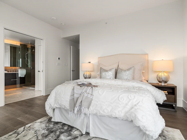 1701-1500 Martin Street, Surrey, BC, V3Z 2L5 - 10