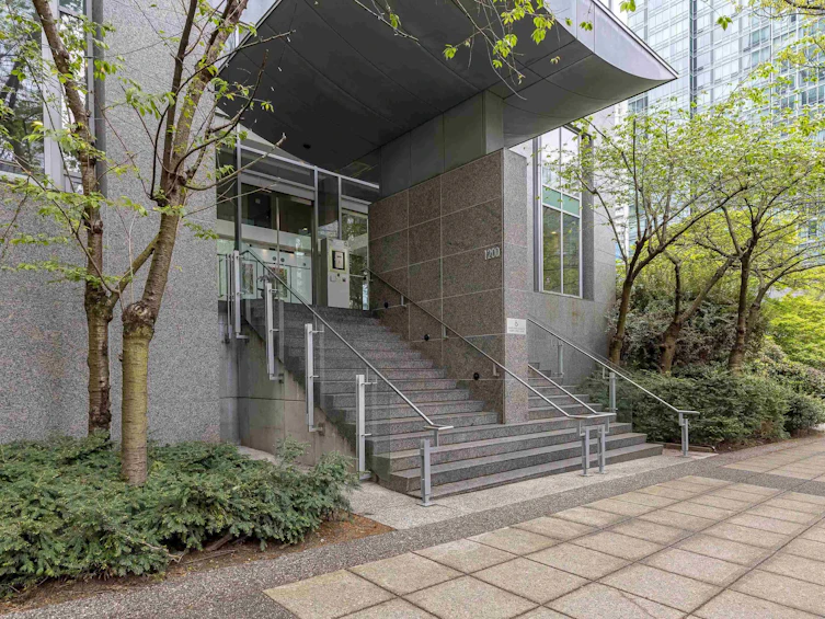 501-1200 W Georgia Street, Vancouver, BC, V6E 4R2 - 5