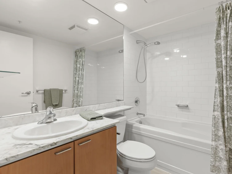501-1200 W Georgia Street, Vancouver, BC, V6E 4R2 - 30