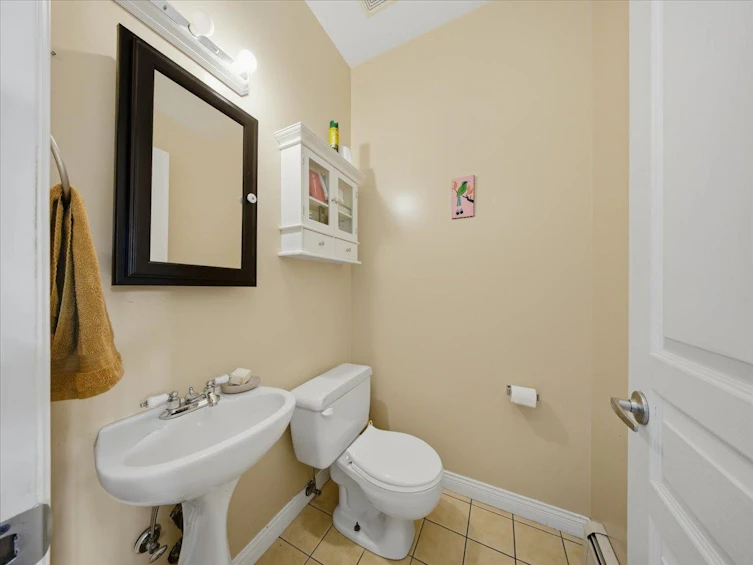 1320 Victoria Drive, Vancouver, BC, V5L 4G8 - 4