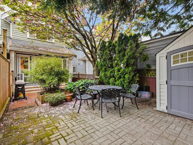 1320 Victoria Drive, Vancouver, BC, V5L 4G8 - 12