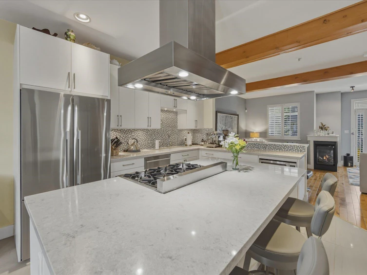 24-39758 Government Road, Squamish, BC, V8B 0G3 - 3