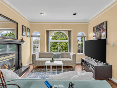 5323 Dumfries Street - 4