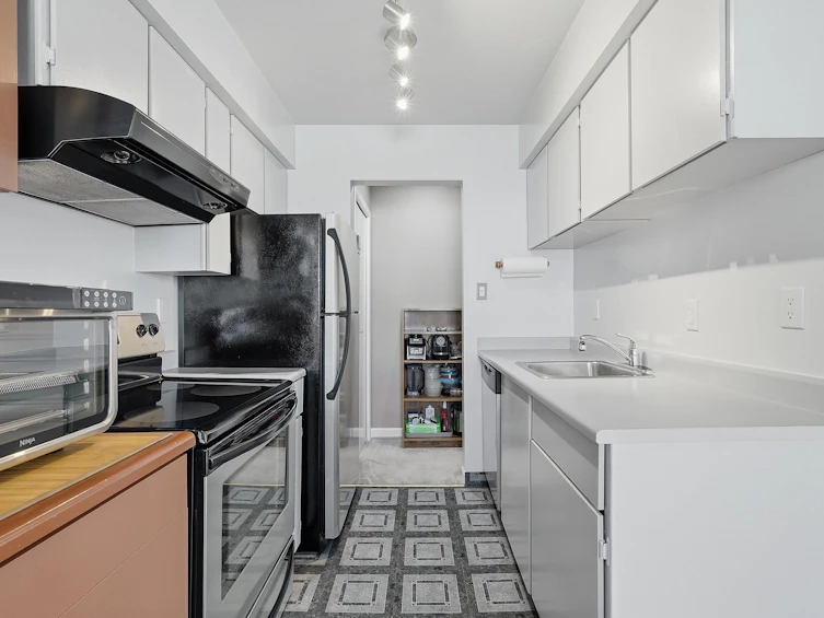 310-45 Fourth Street, New Westminster, BC, V3L 5H7 - 13