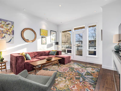 3-15161 Prospect Street - 3