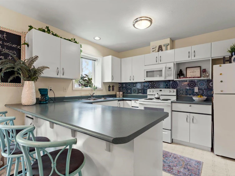 37-45090 Luckakuck Way, Chilliwack, BC, V2R 3Z5 - 11