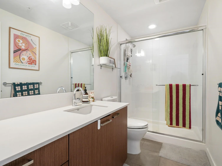 715-221 Union Street, Vancouver, BC, V6A 0B4 - 17
