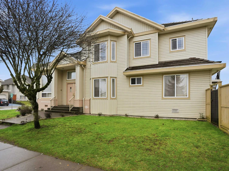6593 125a Street, Surrey, BC, V3W 6S9