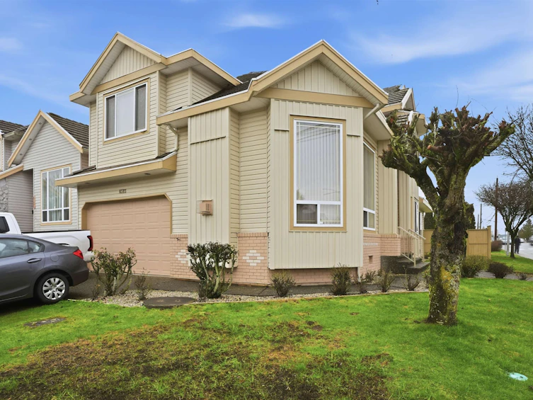 6593 125a Street, Surrey, BC, V3W 6S9 - 2