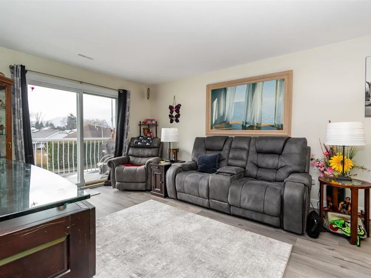 8-45435 Knight Road, Chilliwack, BC, V2R 3E8 - 7