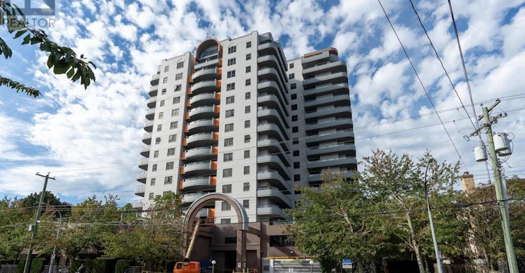 60*-6611 Cooney Road, Richmond, BC, V6Y 4C5