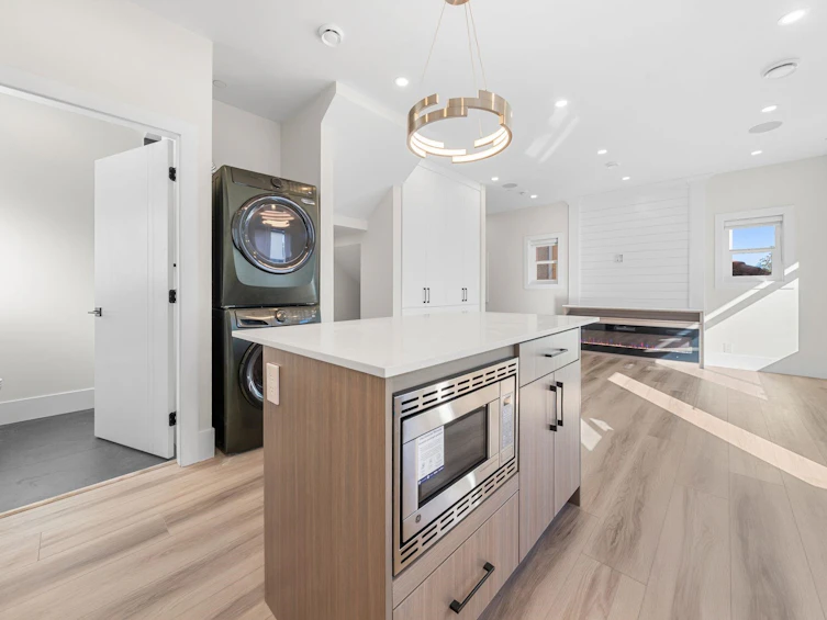 4318 Nanaimo Street, Vancouver, BC, V5N 5J1 - 12