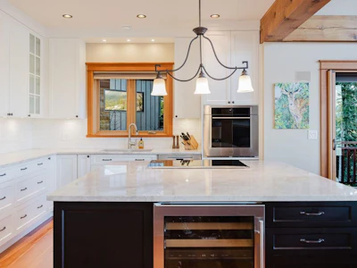 401 Skyline Drive - 5