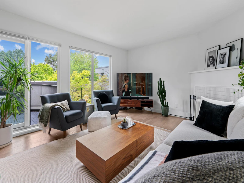1314 W 7th Avenue, Vancouver BC V6H 3W5