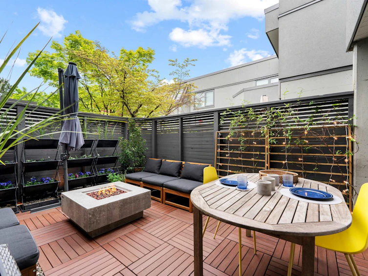 1314 W 7th Avenue, Vancouver, BC, V6H 3W5 - 3