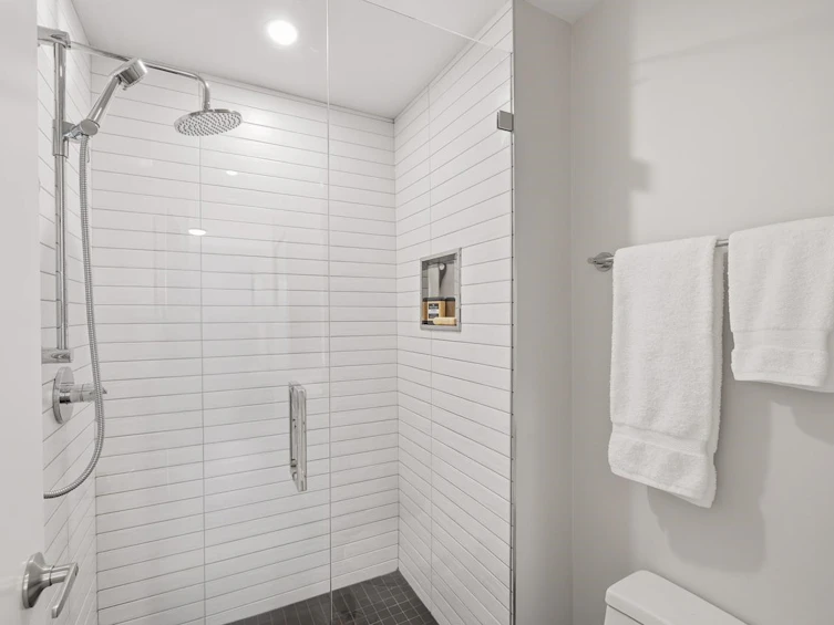 207-1535 Nelson Street, Vancouver, BC, V6C 1M2 - 16