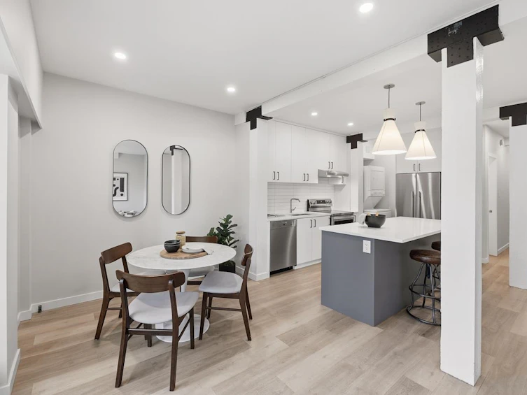 207-1535 Nelson Street, Vancouver, BC, V6C 1M2 - 6