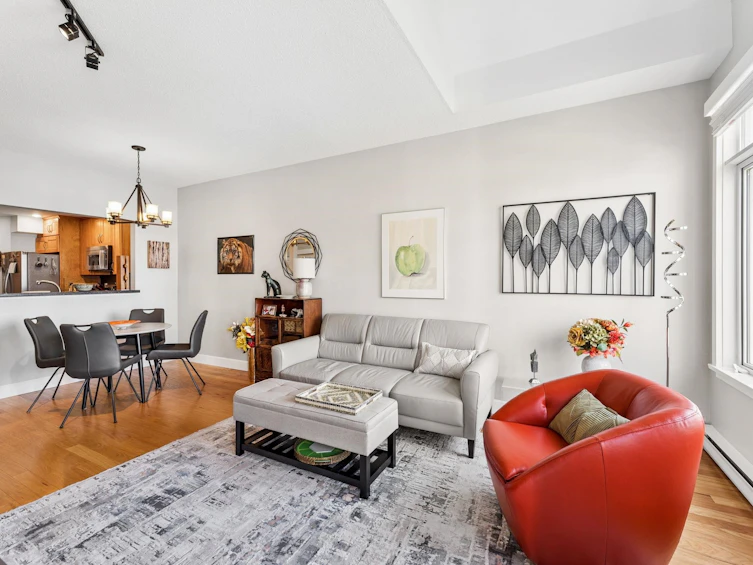 419-121 W 29th Street, North Vancouver, BC, V7N 4L6 - 4