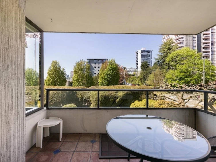 302-1480 Duchess Avenue, West Vancouver, BC, V7T 2W2 - 16