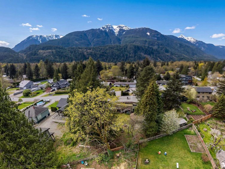 41750 Cottonwood Road, Squamish, BC, V0N 1H0 - 28
