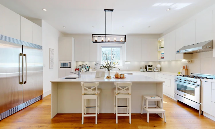 52-3295 Sunnyside Road